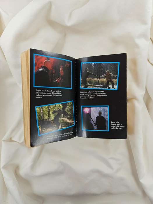 Eragon by Christopher Paolini - Paperback