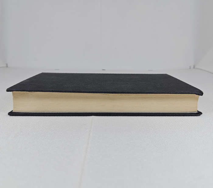 Legacy by Danielle Steel - Hardback