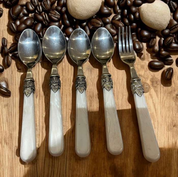Cutlery faux mother of pearl replacement pieces