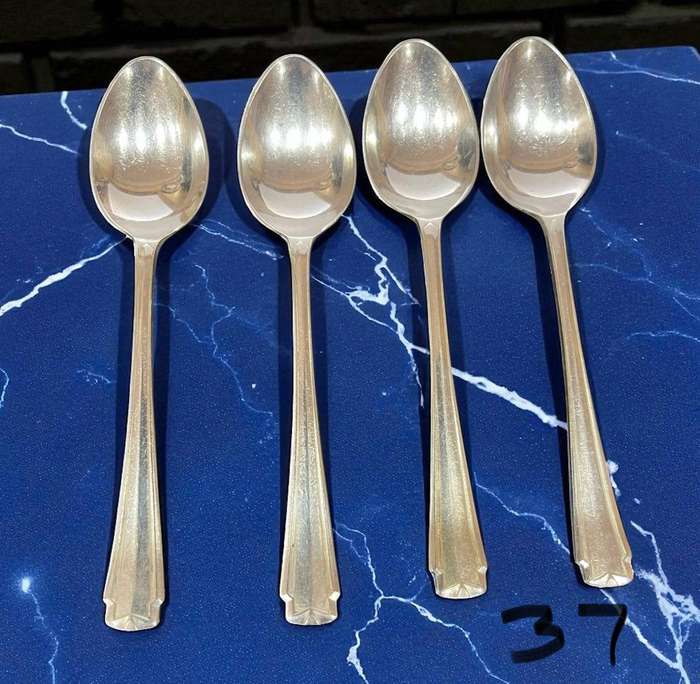 Teaspoons x4(NR37)