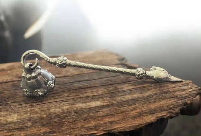 Candle snuffer Jenna Clifford