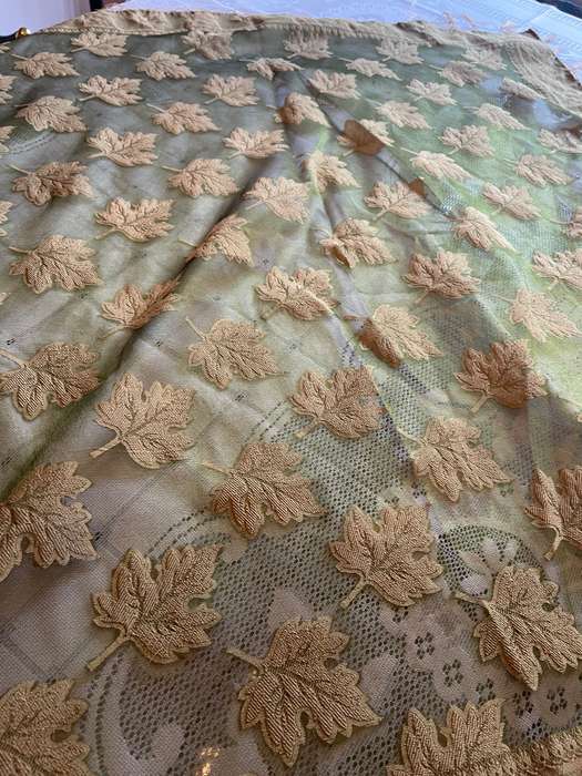 Table centre piece/ overlay/tablecoth(7)each