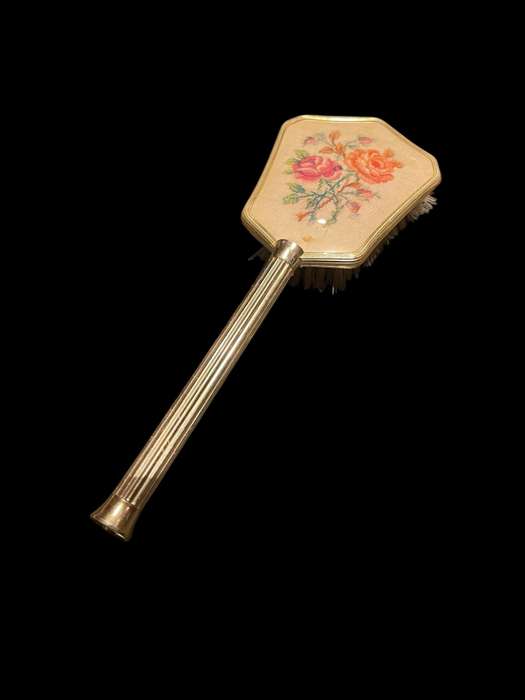 Hair brush vintage