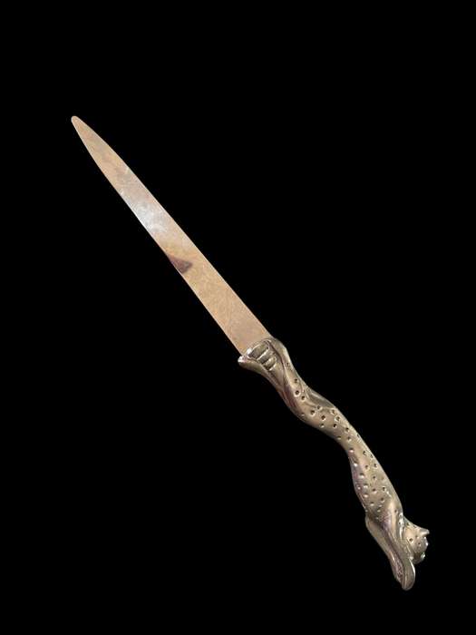 Cheese knife Diana Carmichael