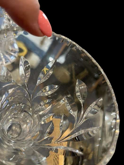 Vase rose cut Czech crystal(B)