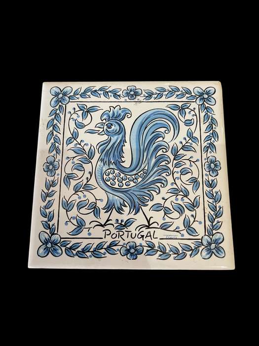 Wall hanging tile small