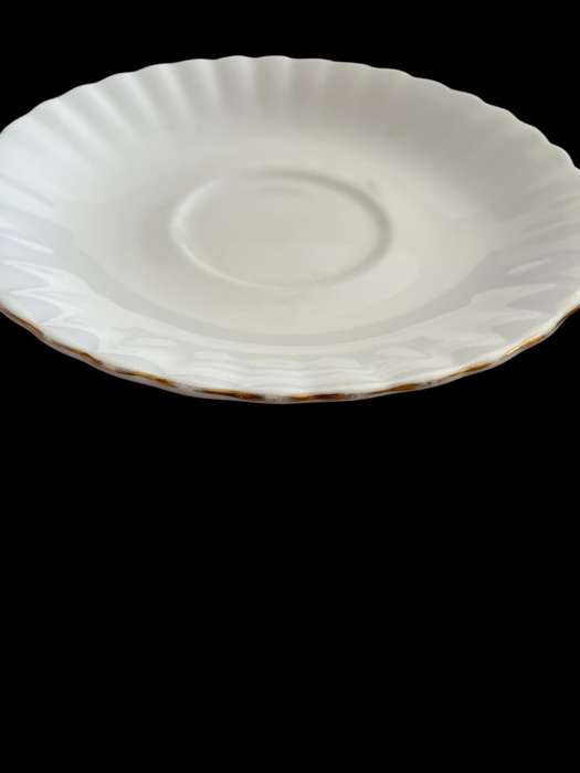 Saucer Royal Albert Val D Or