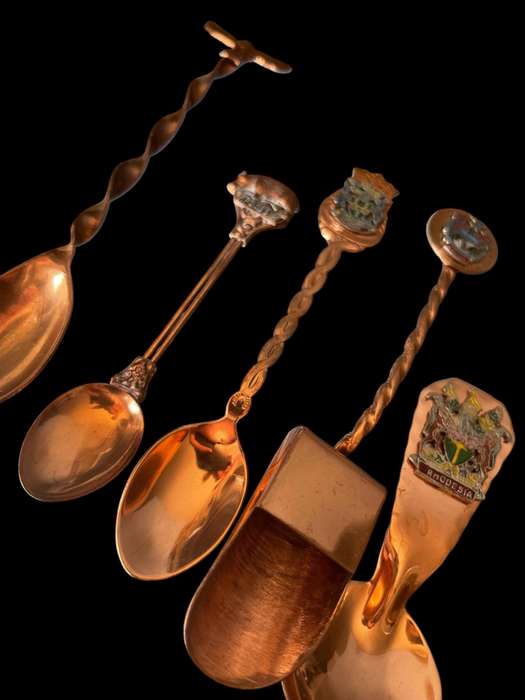Cutlery lot copper
