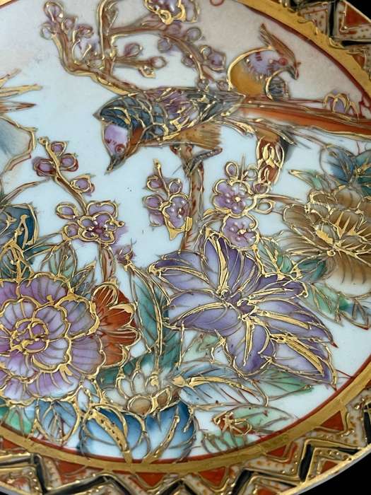 Plate display Oriental