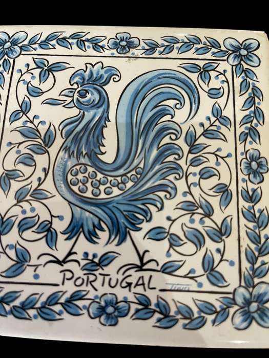 Wall hanging tile small