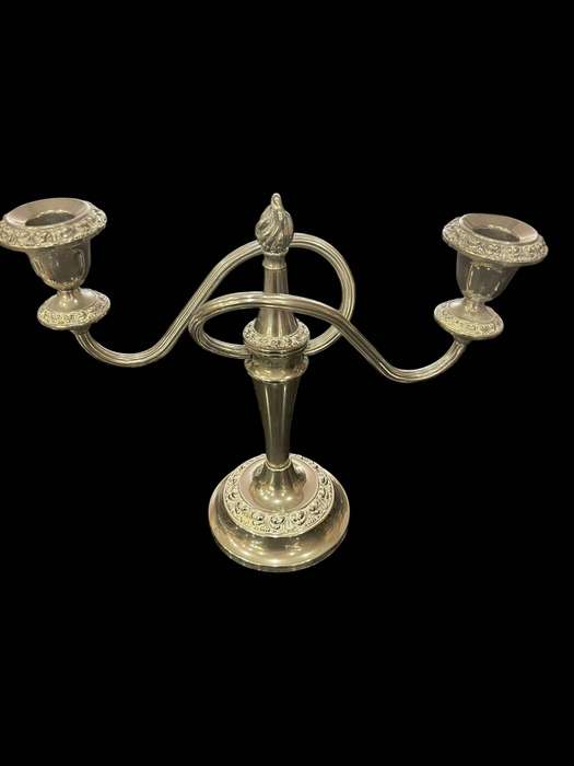 Candle holder