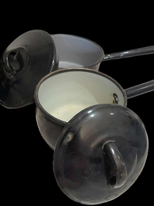 Pots Enamel  set