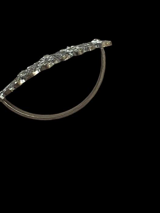 Scarf clip marcasite