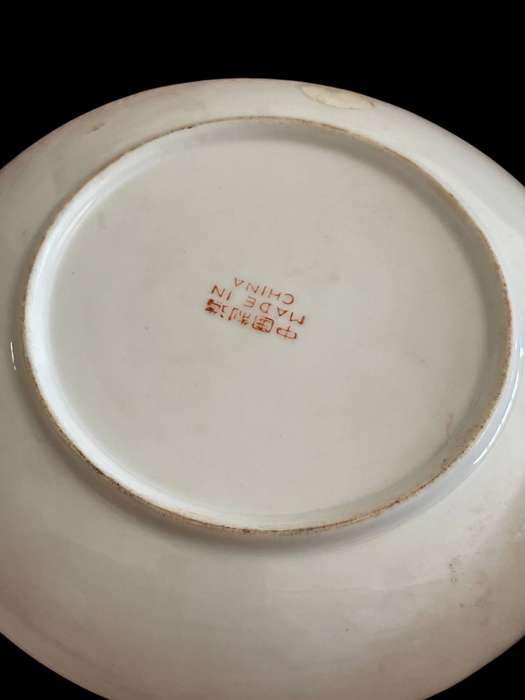 Plate display Oriental