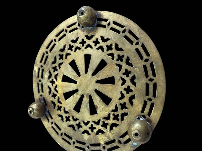 Trivet brass antique