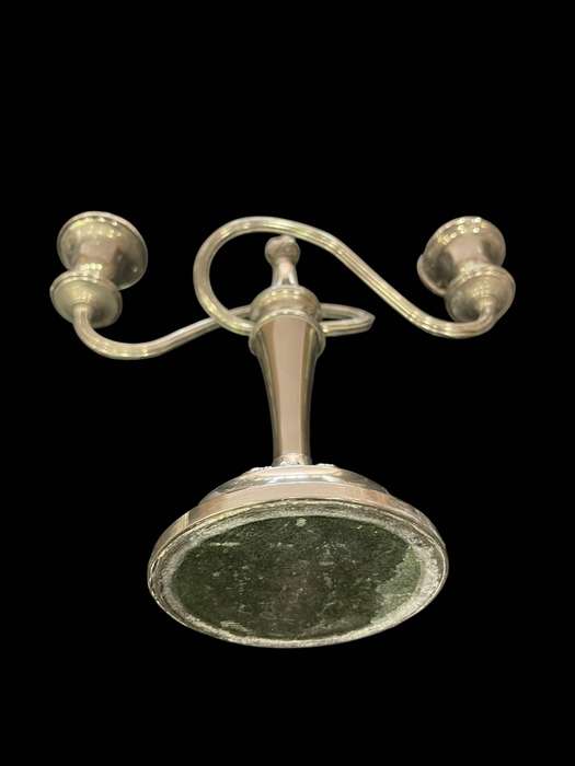 Candle holder