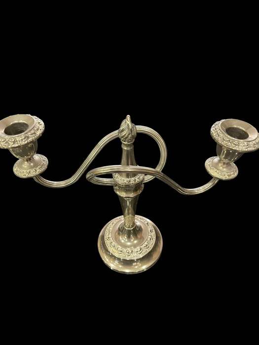 Candle holder
