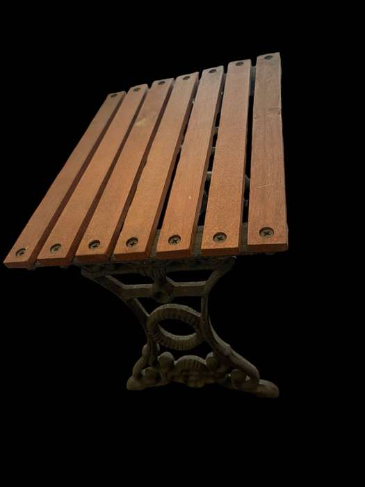 Bench/chair miniature
