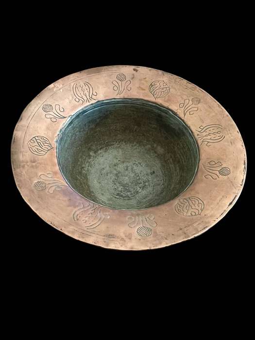 Copper bowl antique