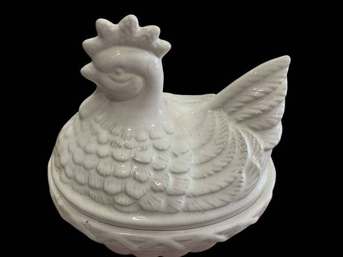 Egg holder