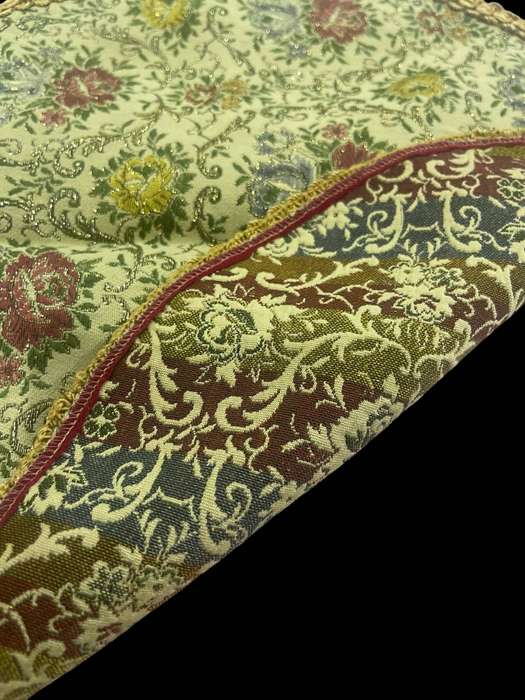 Doilie brocade velveteen