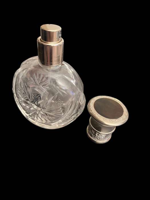 Perfume bottle(E)