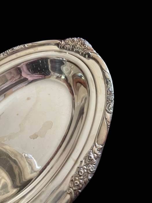 Serving/entree dish silver plated(NR5)