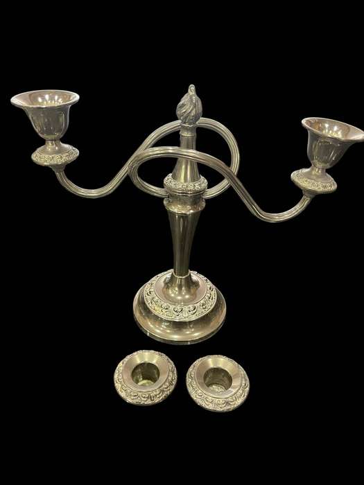Candle holder