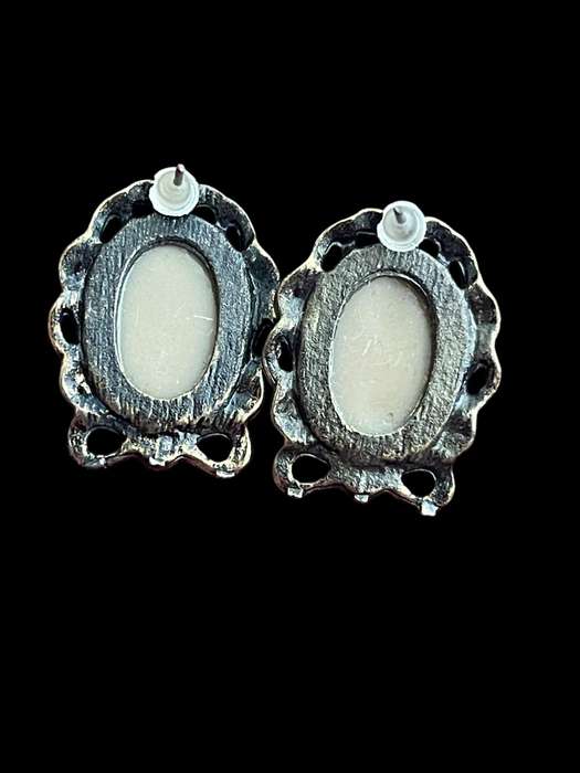 Earrings cameo costume jewellery