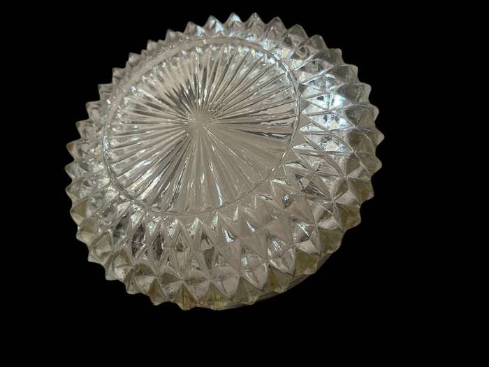 Bottle holder crystal