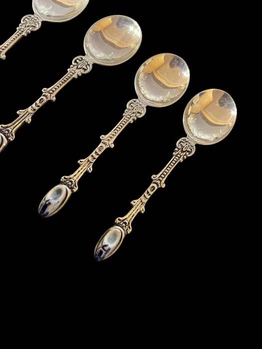 Teaspoons Delft demitasse