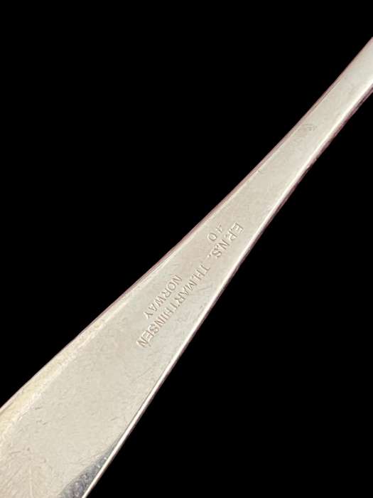 Butter/pate knife/cutlery each(NR11)