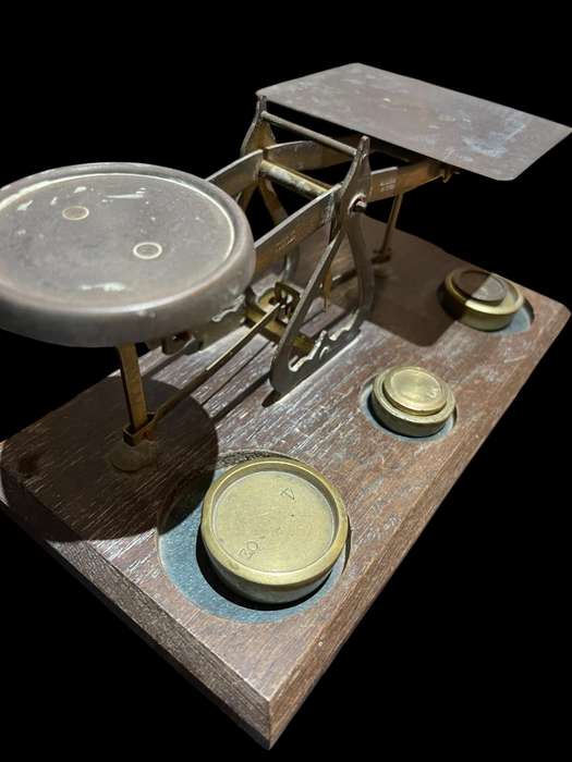 Scale postal