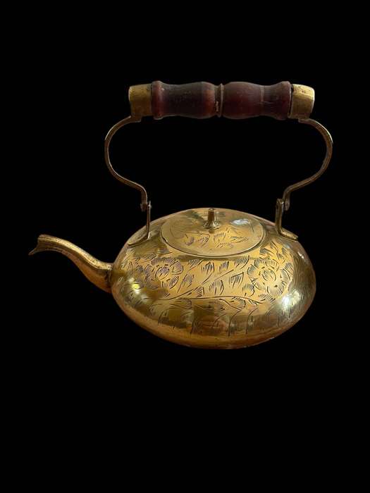 Kettle brass
