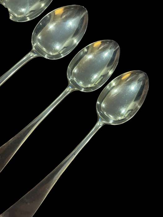 Dinner spoons(NR8)