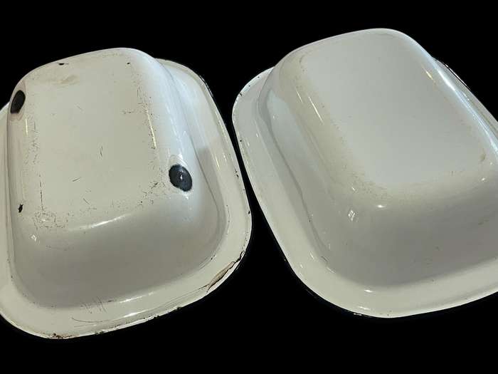 Bowl enamel pie dish each