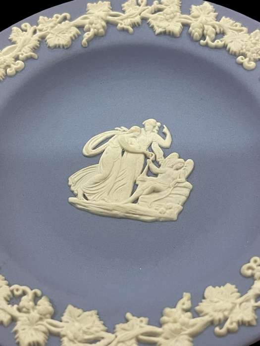 Plate display Wedgwood