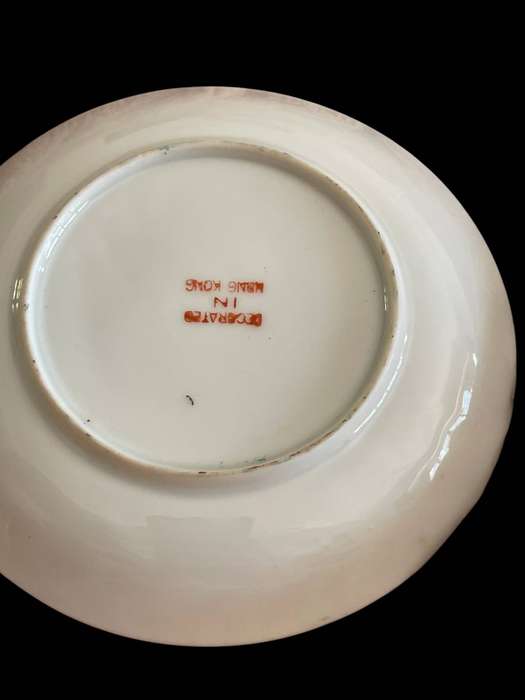 Plate display Oriental