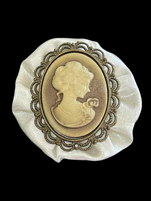 Brooch(NR12)