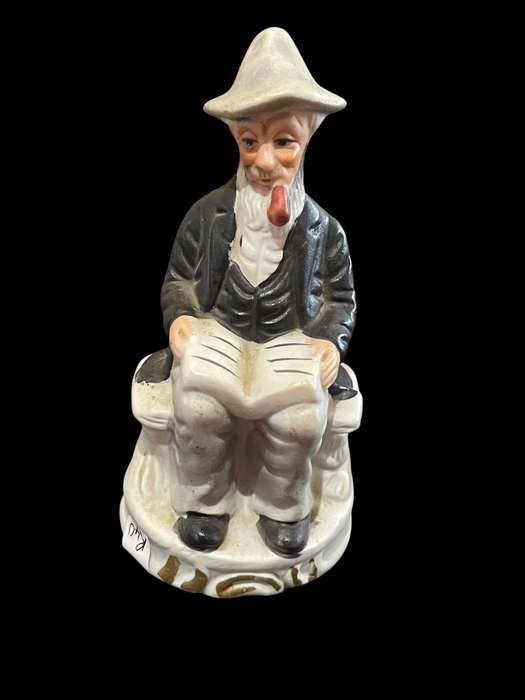 Figurines set