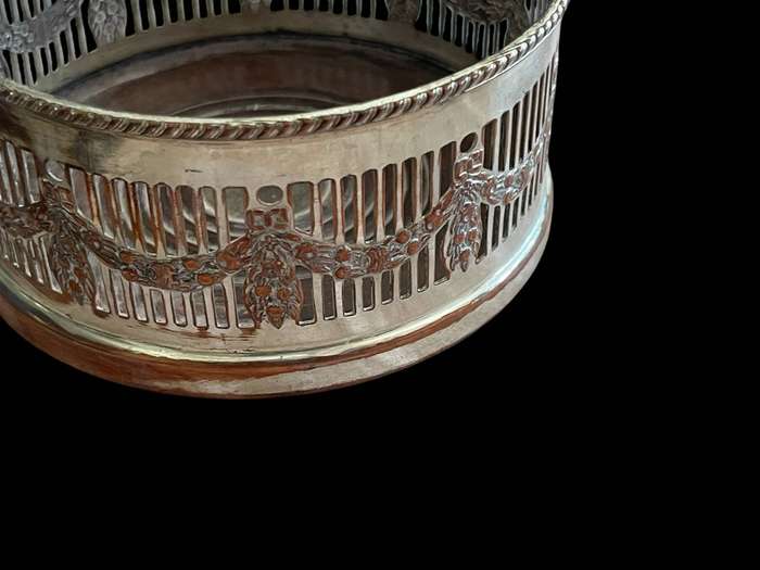 Bottle holder silver plated(C)