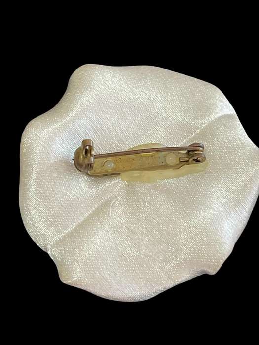 Brooch(NR12)