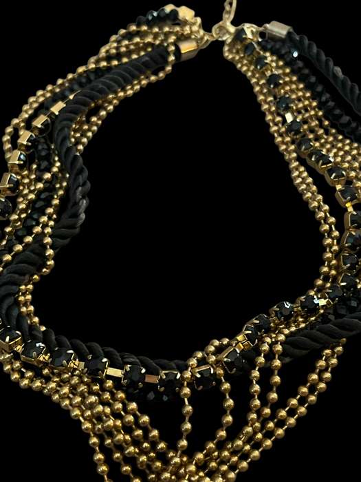Necklace costume vintage