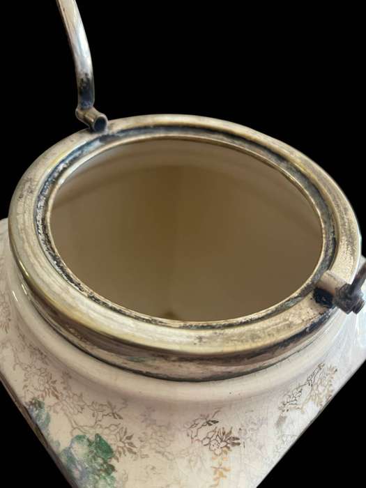 Biscuit barrel Lancaster Sandlandware