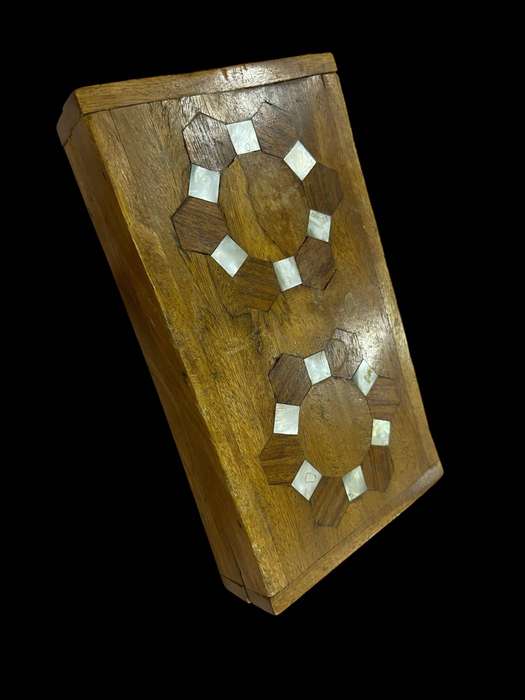 Trinket Holder wood mother of pearl inlay