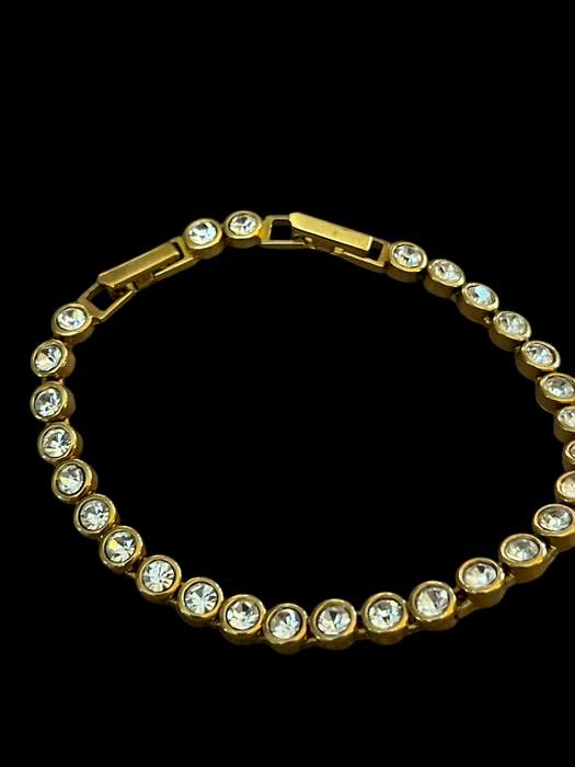 Bracelet costume