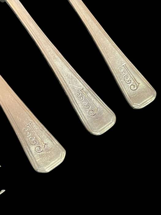 Teaspoons x8(NR19)