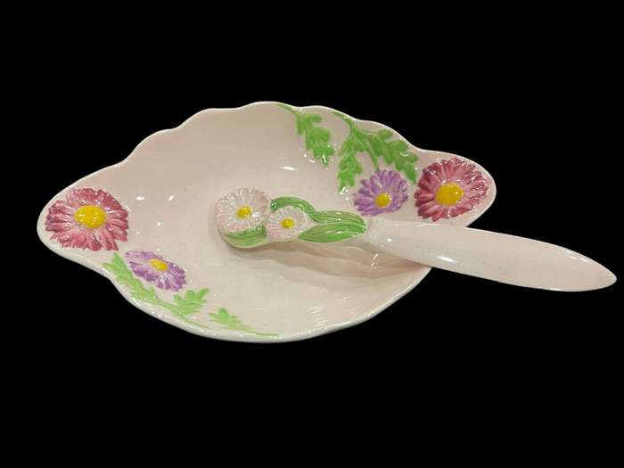 Plate display Carltonware(