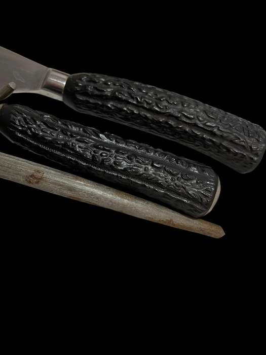 Carving set horn/bone handled