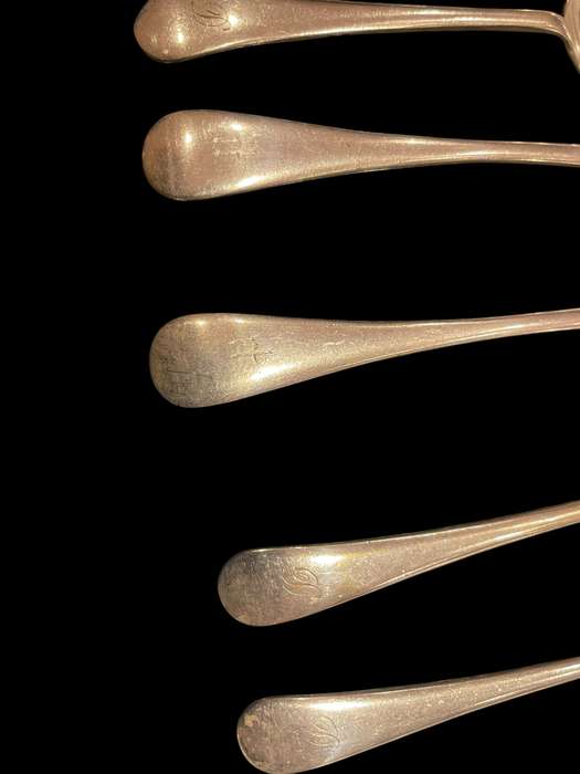 Spoons(NR2)